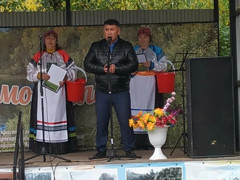 Погода нижнечеремошное новосибирская. Погода нижнечеремошное новосибирская. Нижнечеремошное глава. Баиразеяк чиктор нижнечеремошное. Погода нижнечеремошное новосибирская.