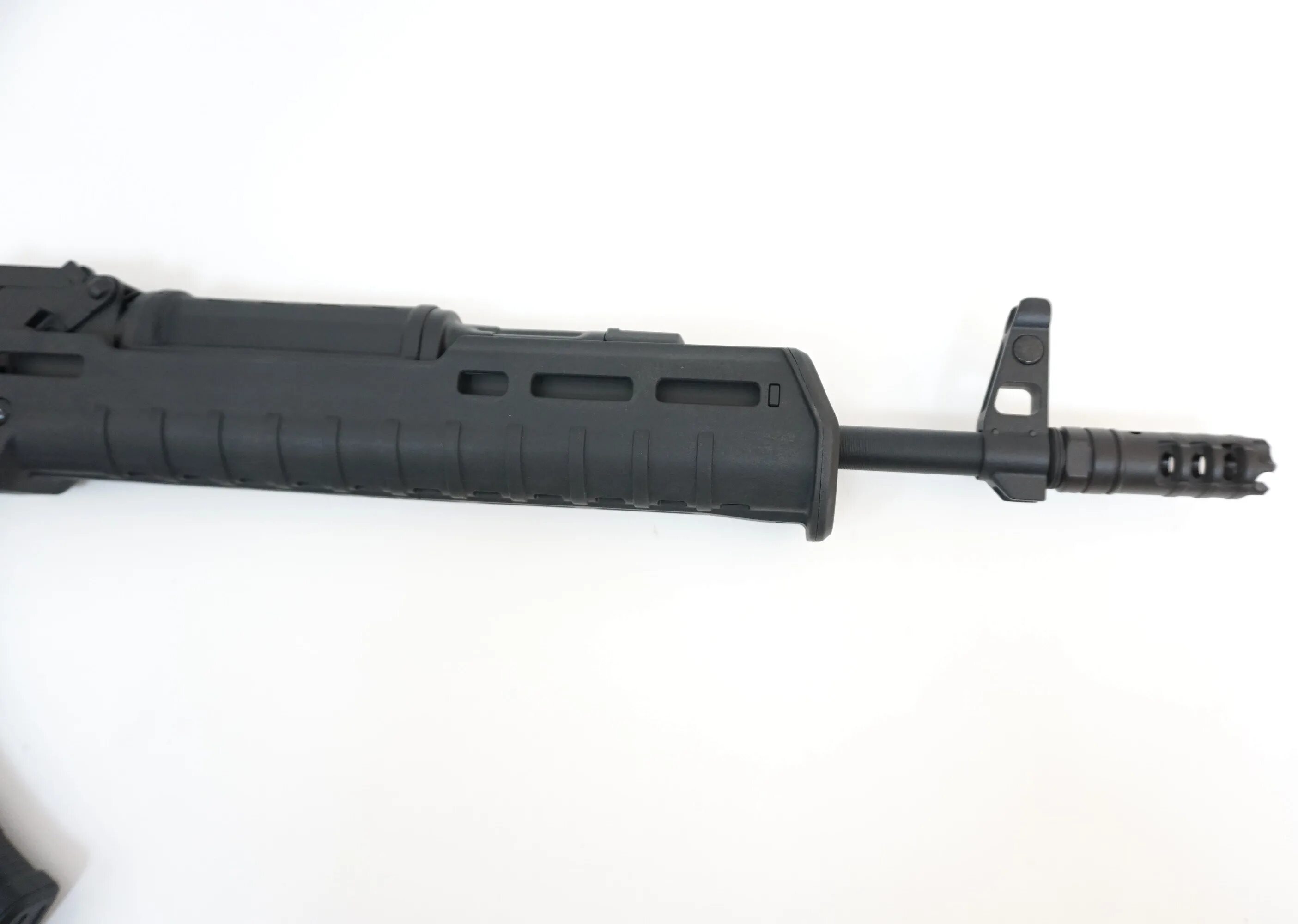 Magpul zhukov. Страйкбольный автомат cyma ак-103 magpul zhukov, складной приклад (cm.077a). cm 077 cyma. цевью cyma magpul. цевье cyma magpul zhukov.