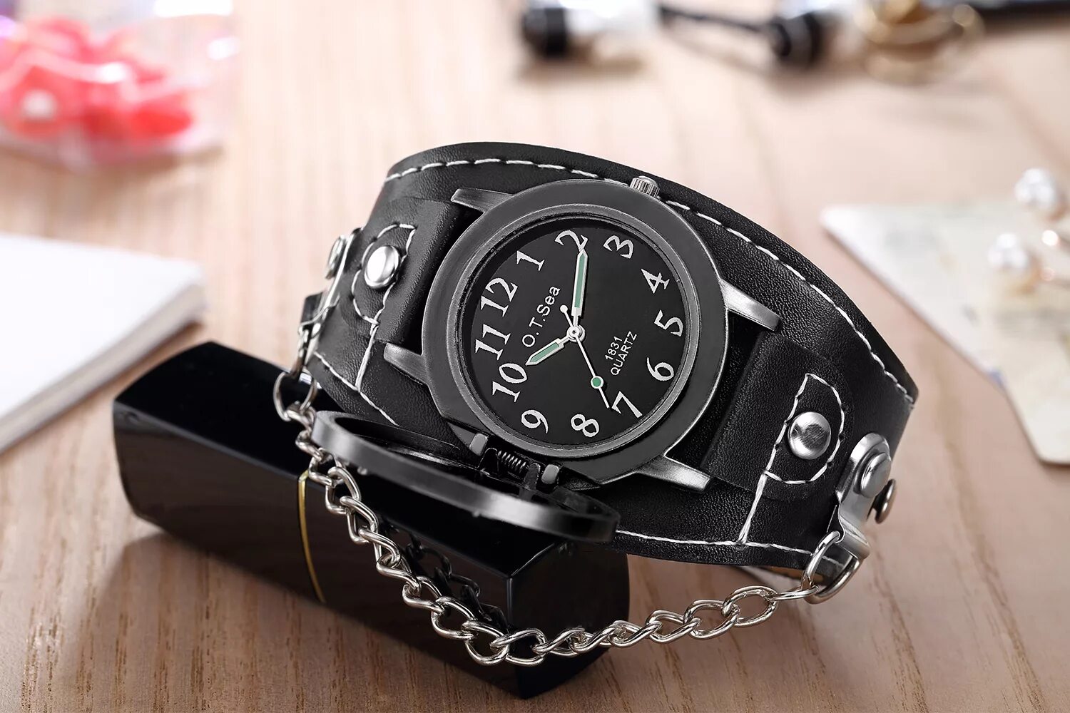 Необычные наручные часы. Наручные часы с большим циферблатом. Крутые наручные часы. Крутые черные часы. Крутые наручные часы.