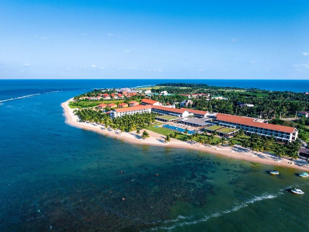 Amaya beach passikudah 4*. Centara passikudah resort & spa) 5*. Amaya beach 5 шри ланка. Amaya beach 4 шри-ланка пассикуда. Amaya beach passikudah 4 шри ланка.