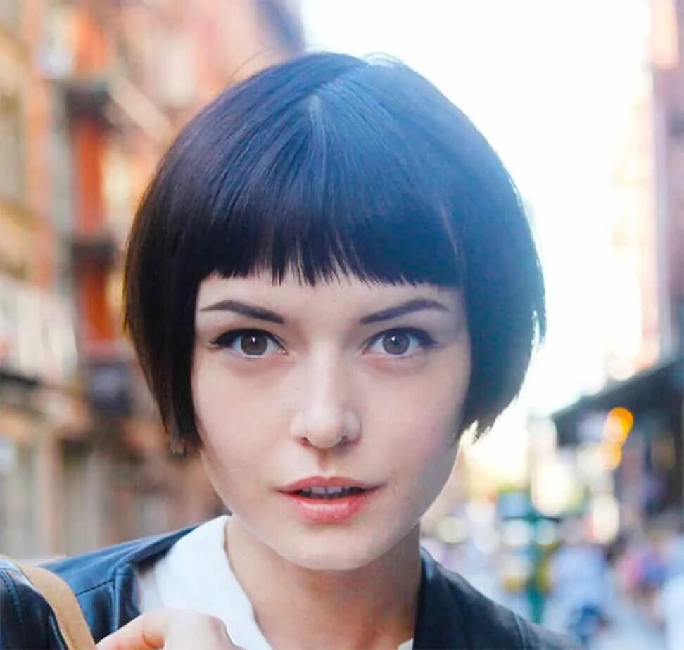 модель marie grippon 2019. каре в профиль. высокая девушка с каре. высокая девушка с каре. девушки с короткой челкой.