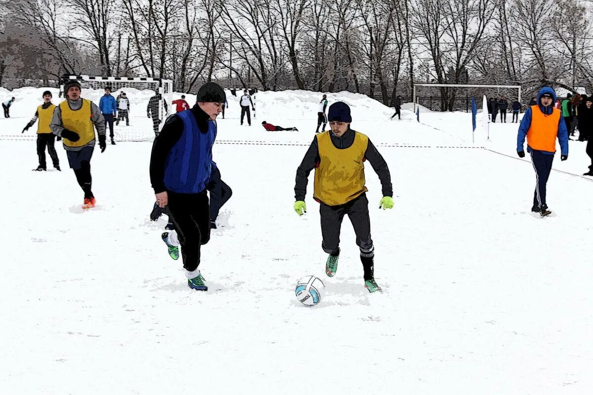 Игра зимний футбол. Зимний футбол. Футбол на снегу. Футбол зимой. Дворовый футбол зимой.