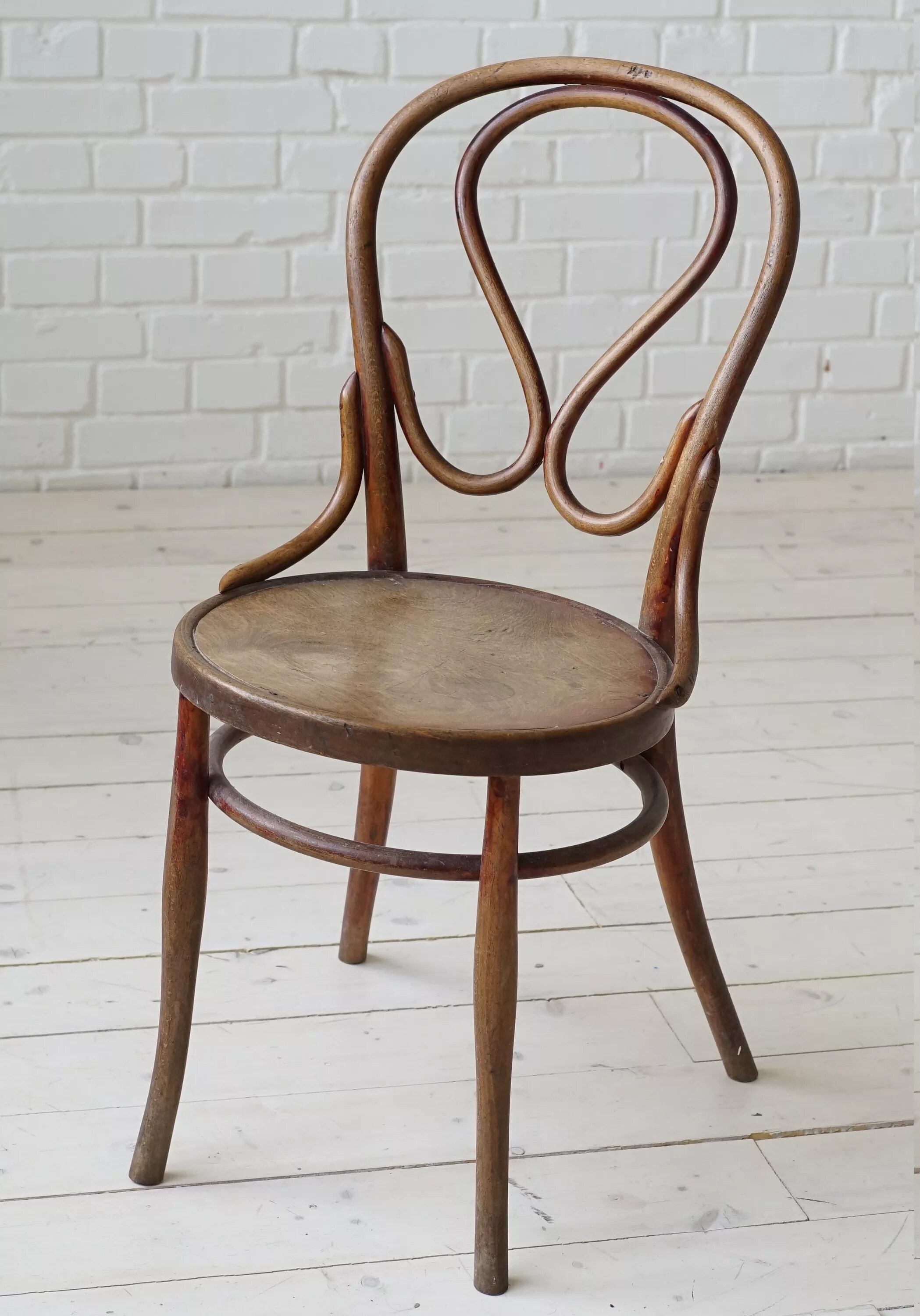 Купить стулья в санкт. Стул деревянный Венский а-9817. Венские стулья Thonet 103. Венский стул хофф. Стул Венский а-1840.