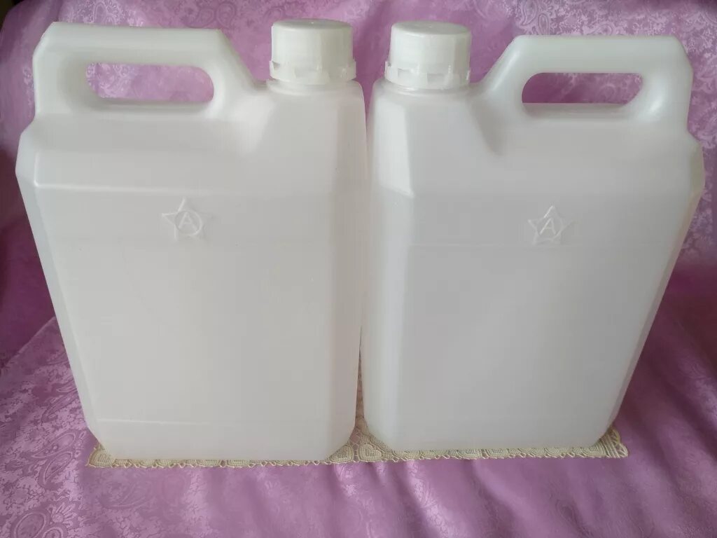 Изопропанол канистра 10л. 5 литровая канистра спирта. 5 литровая канистра спирта. 5 литровая канистра спирта. 5 литровая канистра спирта.