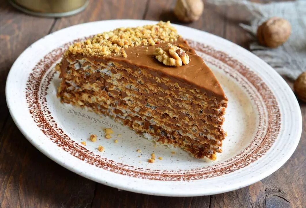 Вафельный торт. Торт со сгущенкой. Сметанник наполеон медовик. Торт со сгущенным. Торт со сгущенным.