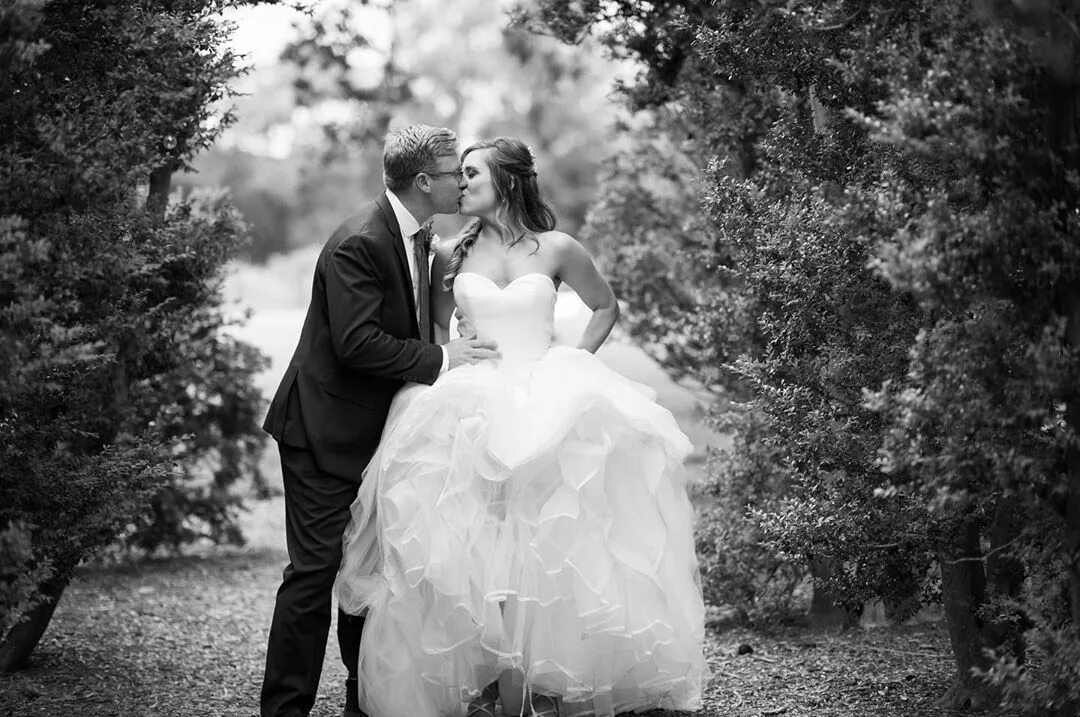 Coach becker фотограф. Michaels photography. креативные фото на сцене с людьми. эми труст фотограф работы. майкл кенна.