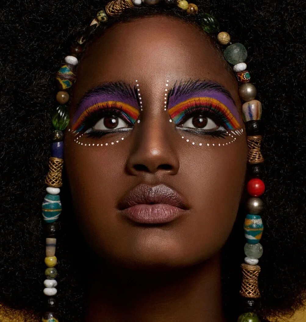 Этнический взгляд. Билал африкано. Макияж в африканском стиле. Этнический макияж. Макияж на африканках.