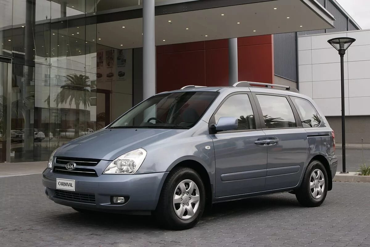 Авито киа карнивал купить. Kia Carnival 2007. Kia Carnival 2006. Минивэн Kia Carnival 2007. Kia Carnival 2008.