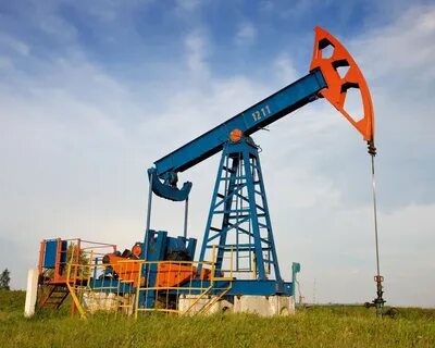 Нефть нефтяная вышка