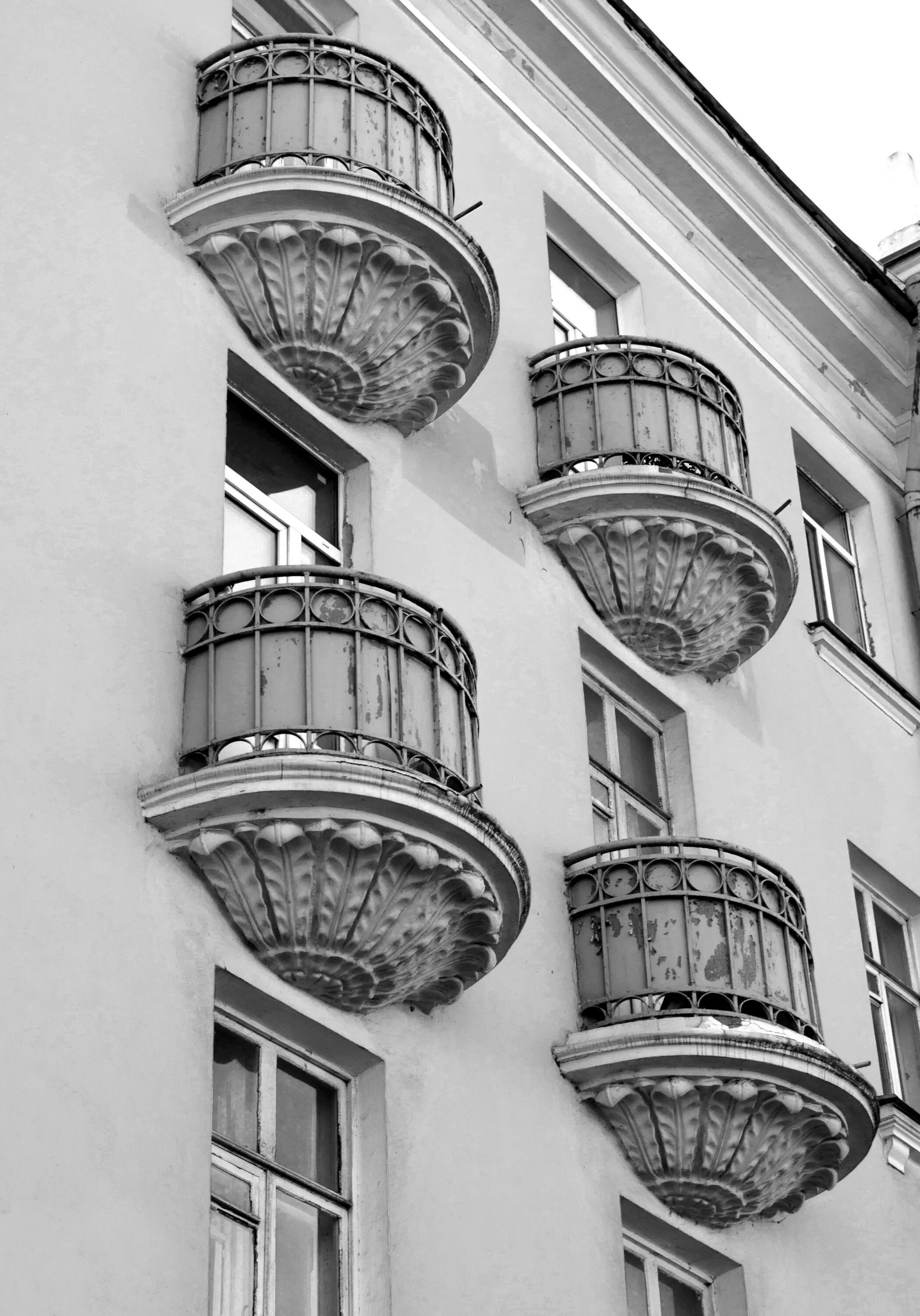 Круглый балкон. Балкон в архитектуре. Лоджия в архитектуре. Архитектурный балкончик.