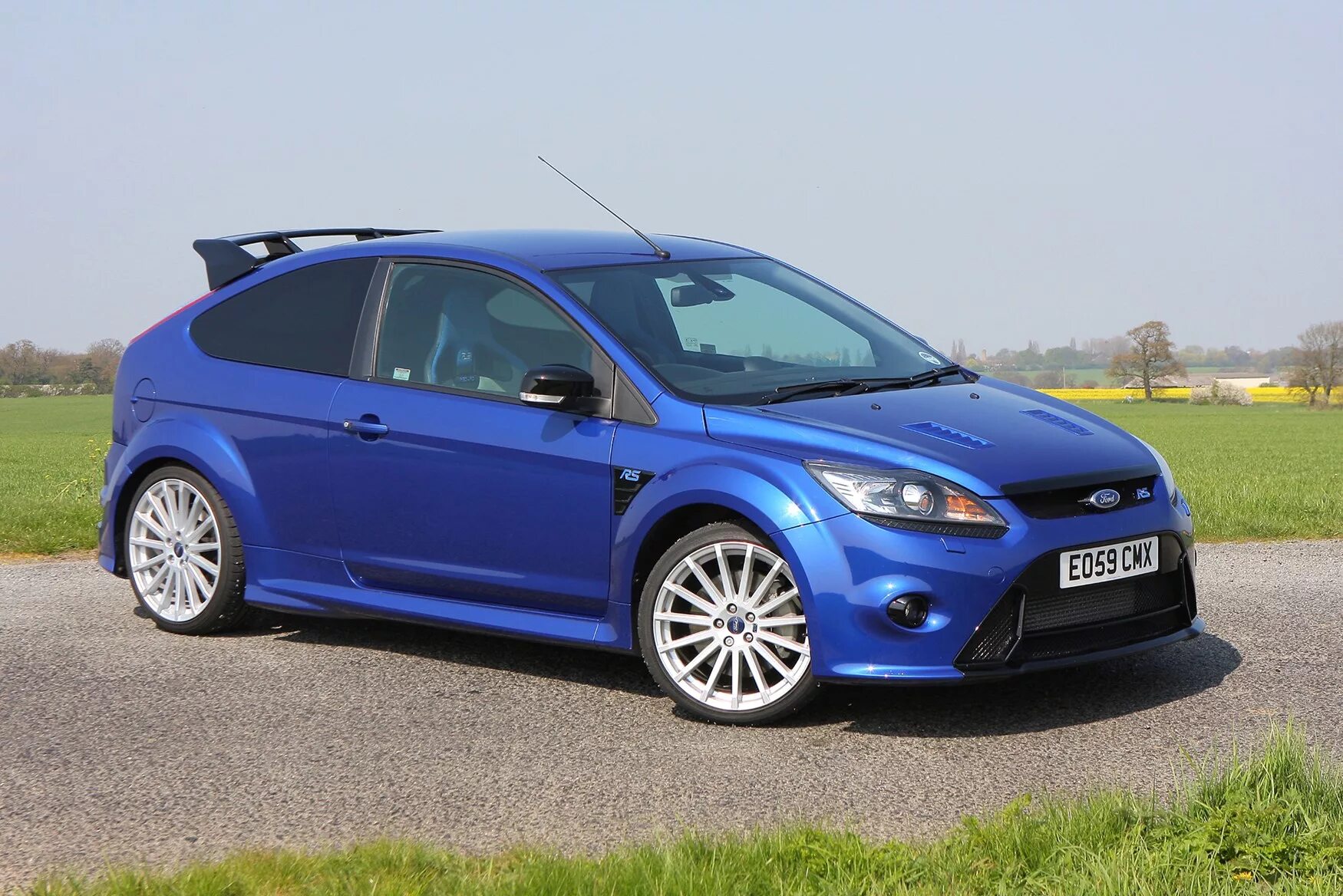 Форд фокус купить объявления. Ford Focus RS 2010. Ford Focus RS 2012. Ford Focus 2 gt. Форд фокус 3 2010.