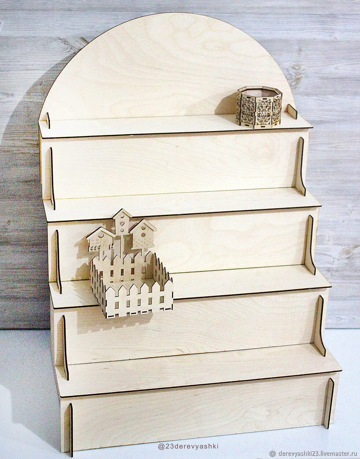 Полки из фанеры. Полочка из фанеры. Навесная полка из фанеры. Полочка из фанеры. Полочки для детской комнаты.