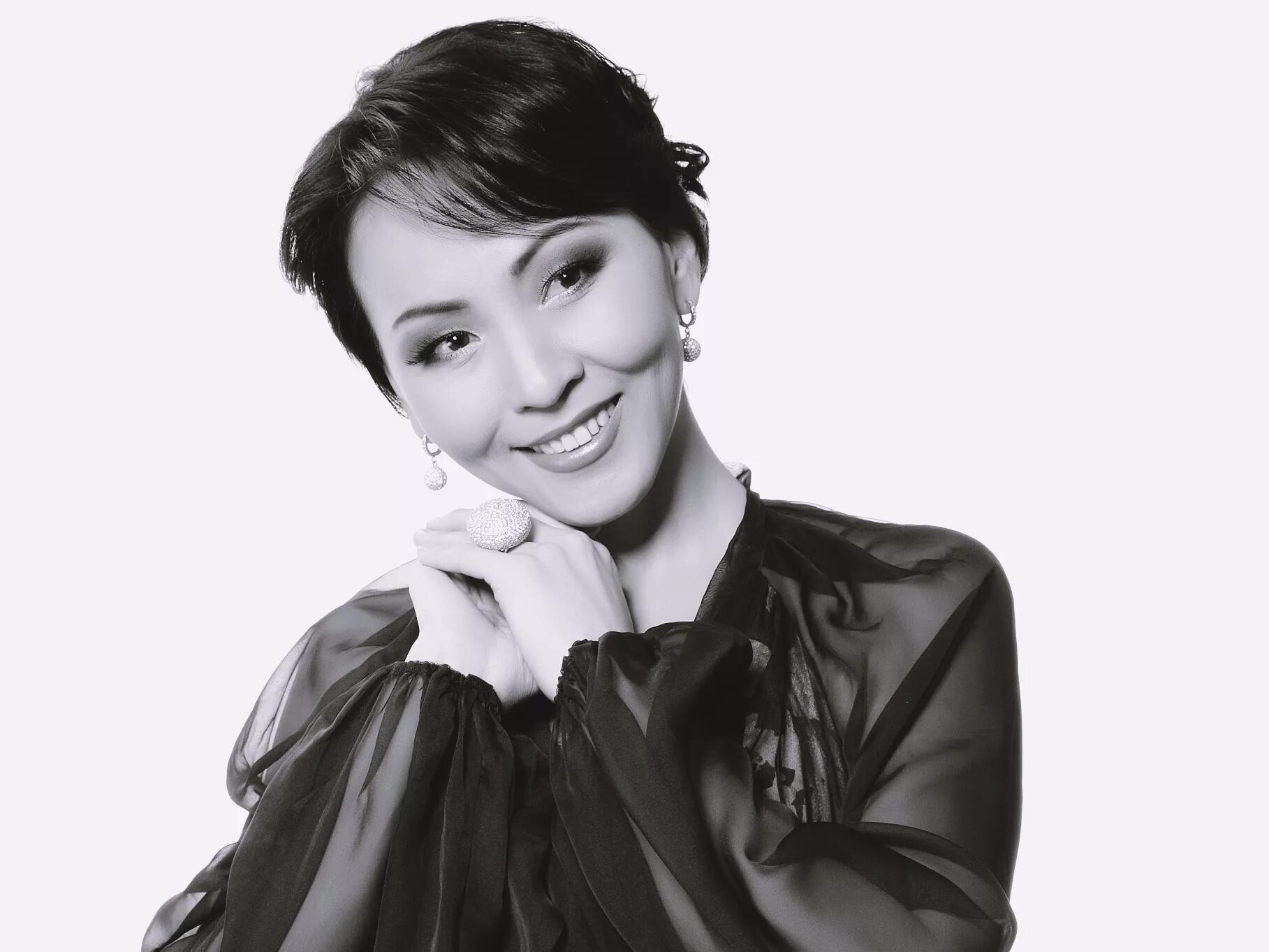 казахские певицы современные. казахстанская певица шахизада. казахстанская певица. к. айдана ергали актриса.