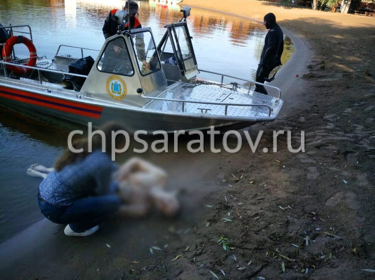 Утопленники Энгельса. В Энгельсе утонул 19 летний юноша. Водолазы извлекли тело 19 летнего юноши ЧП Саратов.