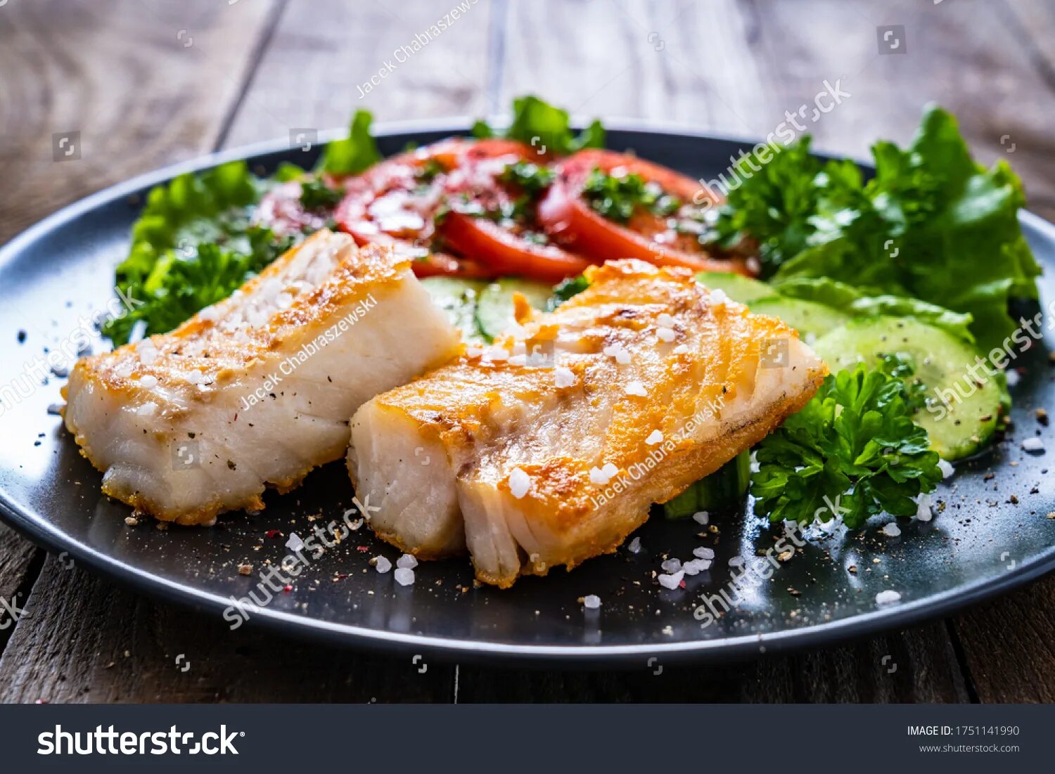 Белая рыба блюда. Белая рыба жареная. Fish dish. Cod fillet Fried pieces.