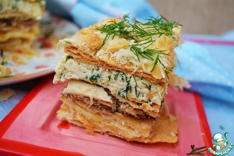 Салат из шпрот. Торт со шпротами. Торт со шпротами. Салат - торт слоёный. Слоеный наполеон закусочный.