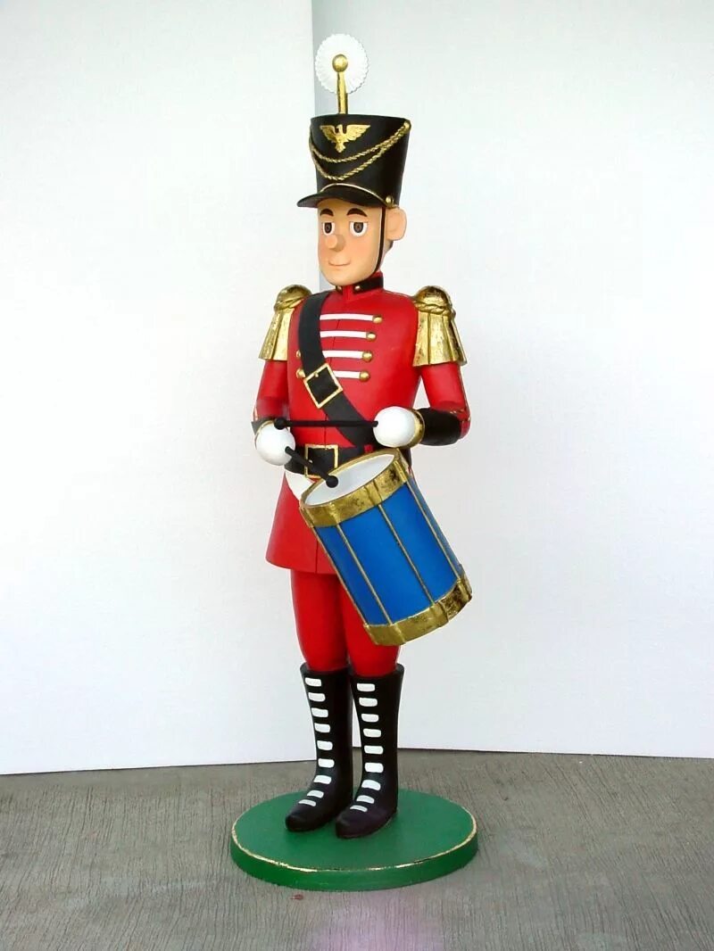 Как называется солдатик. Наполеоновские солдатики 1812. Оловянный солдатик французский гренадер. Солдатики оловянные 19в. Оловянные солдатики советской армии.
