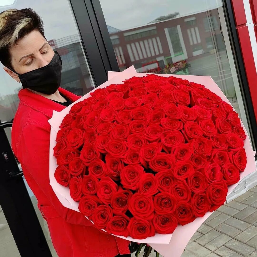 Баннер розы. Букет роз липецк. Букеты за 2500 рублей. Корзина роз фото реальные. Букет роз липецк.