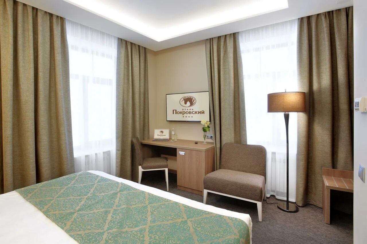 Гостиница октябрьская псков. Декабристов, 54, псков. Old city псков гостиница. Псков отели. Псков гостиница центральная.