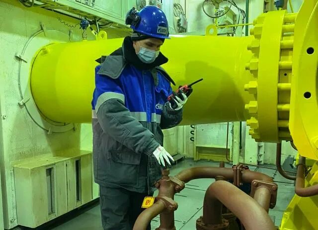 Машинист технологических компрессоров. Газпром добыча уренгой охрана труда балавин. Машинист тк газпром. Машинист технологических компрессоров. Машинист технологических компрессоров.