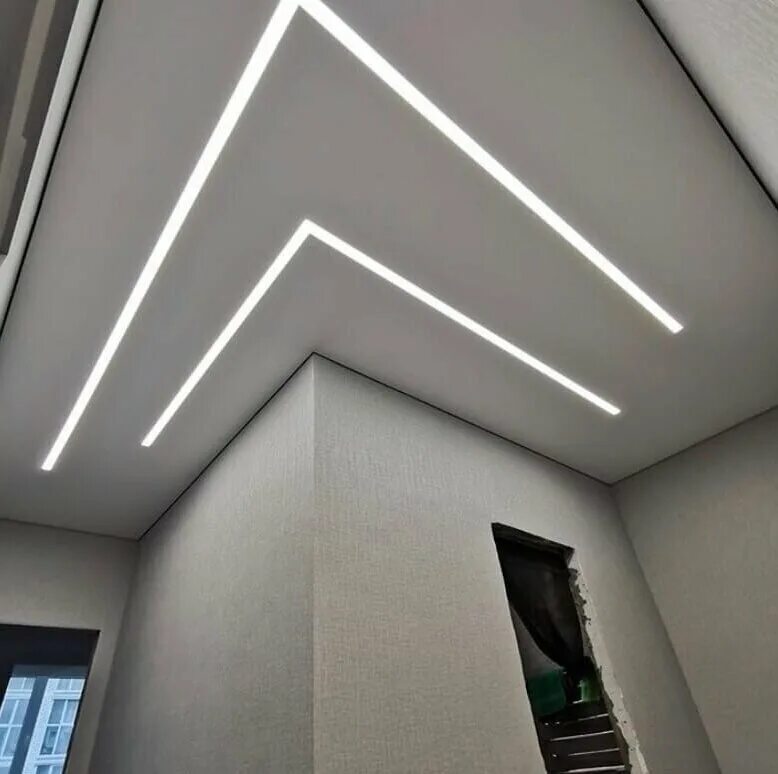 5 мм потолки. Световые линии на потолке. Световые линии на потолкк. Световыединии на потолке. Подвесные потолки со световыми линиями.
