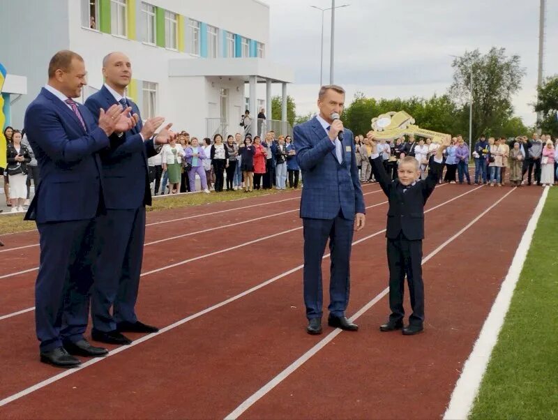 Новая школа оренбург. Школа 6 Оренбург Южный. Школа 63 Оренбург Южный. 63 Школа Оренбург Южный новая. Новые школы в Оренбурге 2023.