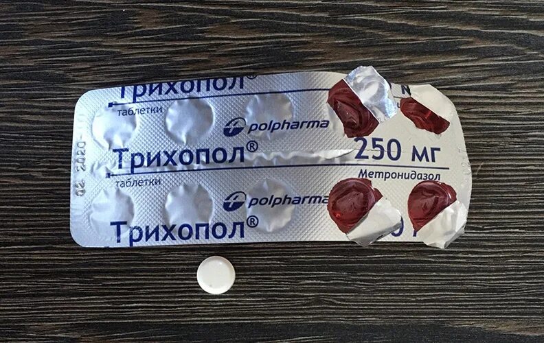 Трихопол полоскание горла. Антибиотики при бактериальном вагинозе. Трихопол полоскание горла. Трихопол от аллергии. Трихопол раствор.