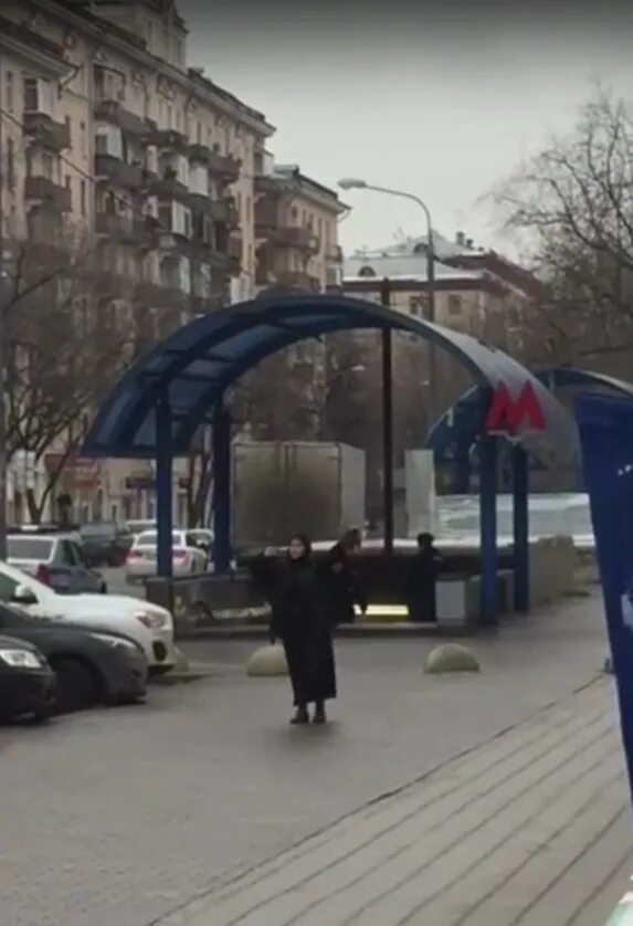 Шгюльчхера бабакулова. Няня убийца бобокулова. Няня убийца гульчехра бобокулова. Женщина с головой девочки. Женщина с головой девочки.