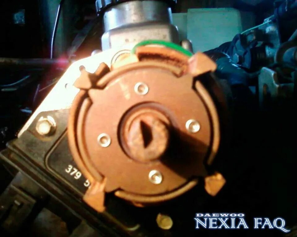 Дэу нексия как выставить зажигание. Выставить зажигание daewoo nexia 8 клапанов. трамблёр дэу нексия 8 клапанная. нексия 8 клапанная зажигание дэу. зажигание нексия 8 клапанов трамблер.