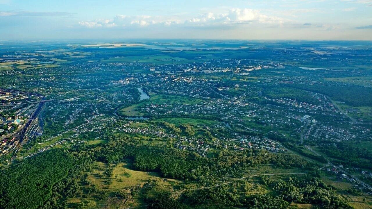 Старый оскол гора. Старый оскол с высоты птичьего полета. старый оскол с птичьего полета. город старый оскол с высоты. город новый оскол с высоты птичьего полета.