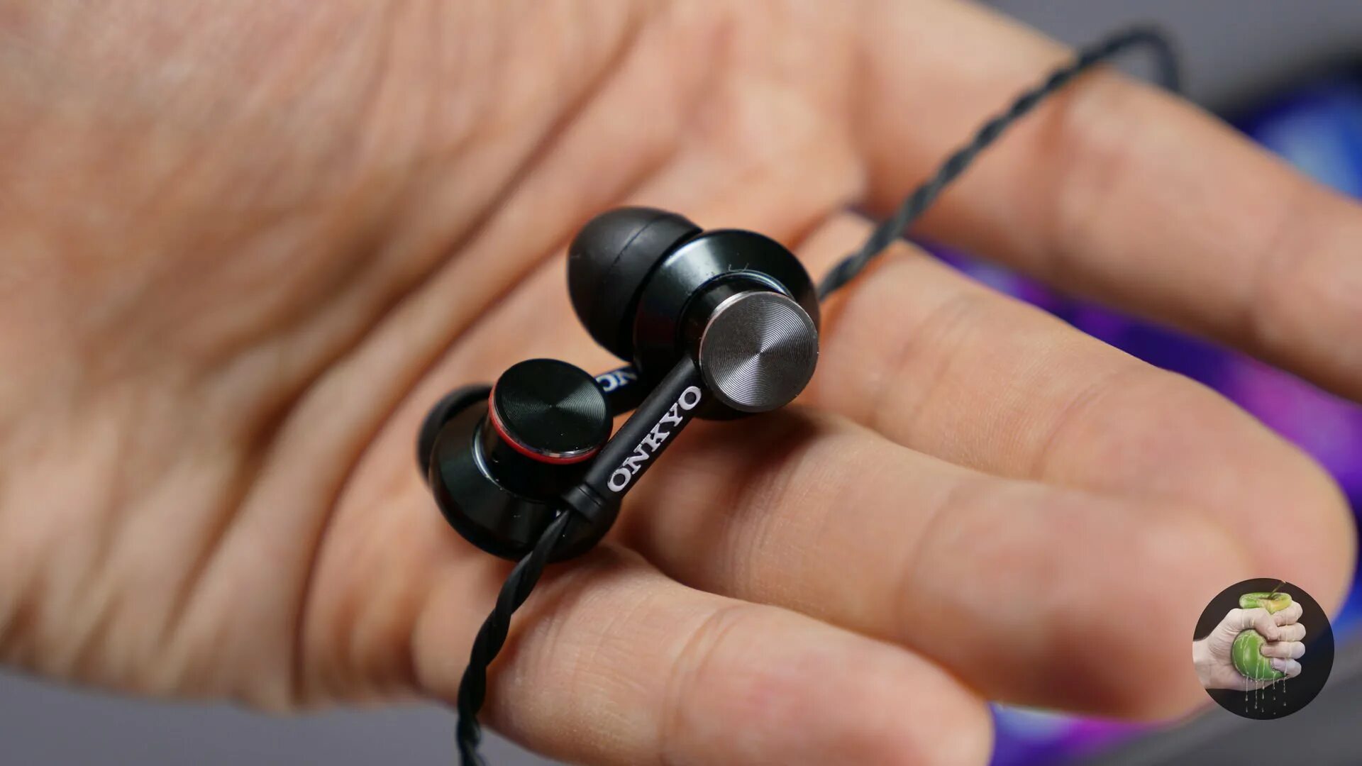 Обнаружение наушников. Bluetooth гарнитура plantronics backbeat 500. Headphones leaked. Обнаружение наушников. Как разобрать наушники jabra.