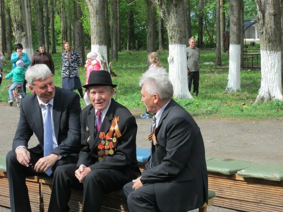 Погода верхней хаве воронежская область на неделю. День Победы в верхней Хаве Воронежской области. Погода верхняя Хава. Погода в верхней Хаве на 14 дней. Верхняя Хава погода сегодня.