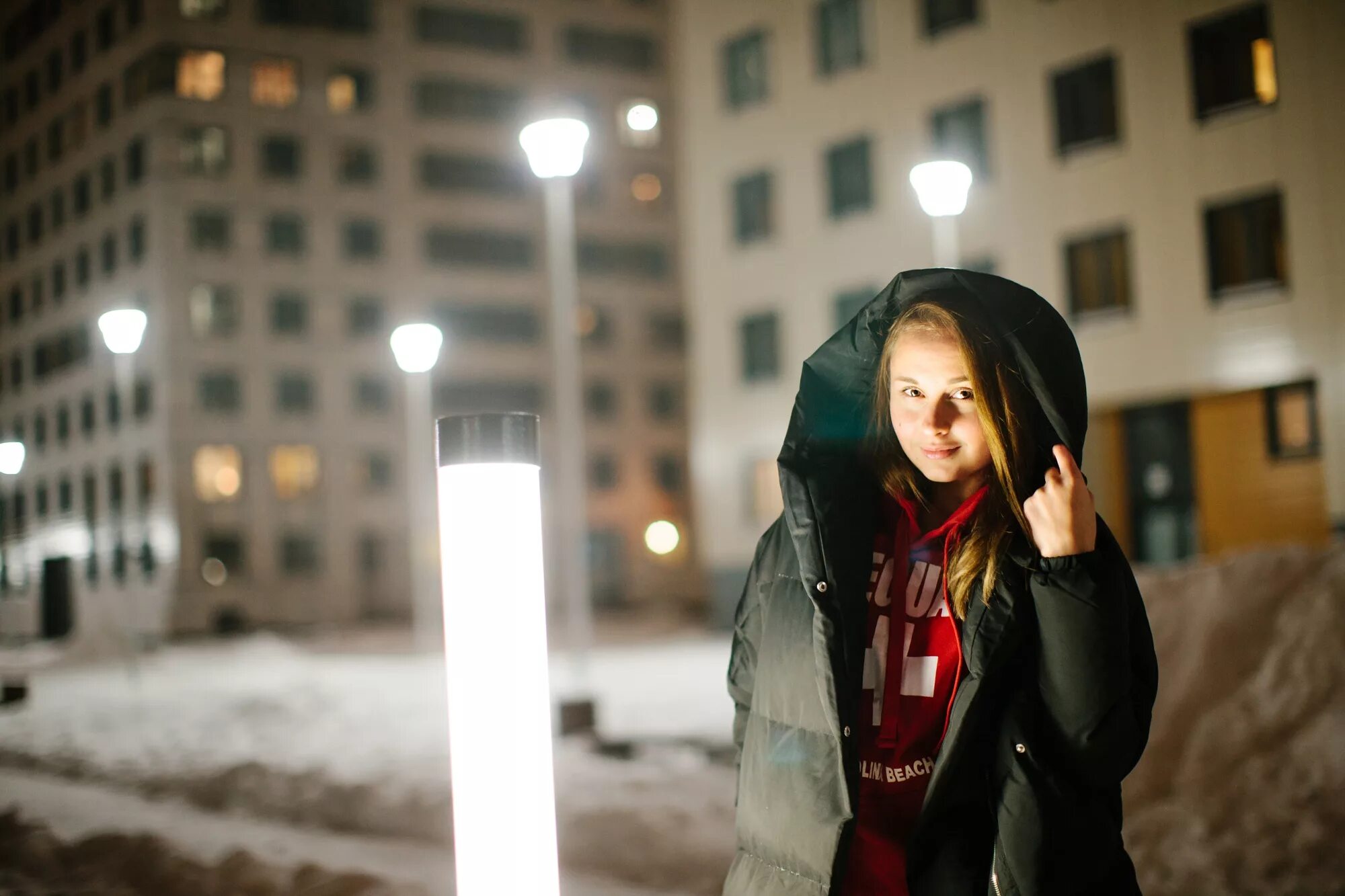 Девочка на улице ночью. Фотосессия в городе зимой. Фотосессия ночью.