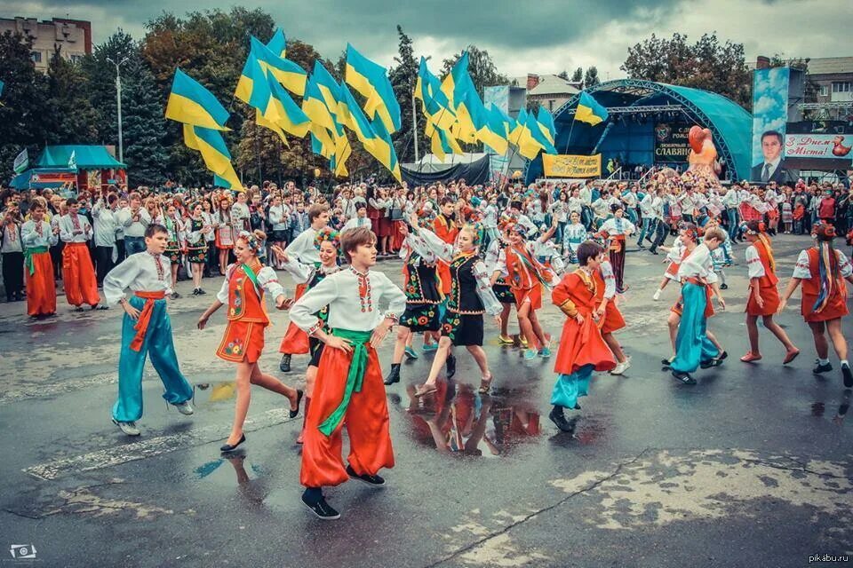 Славянск население. Славянск население. Славянск население. Славянск население. Город славянск донецкая.
