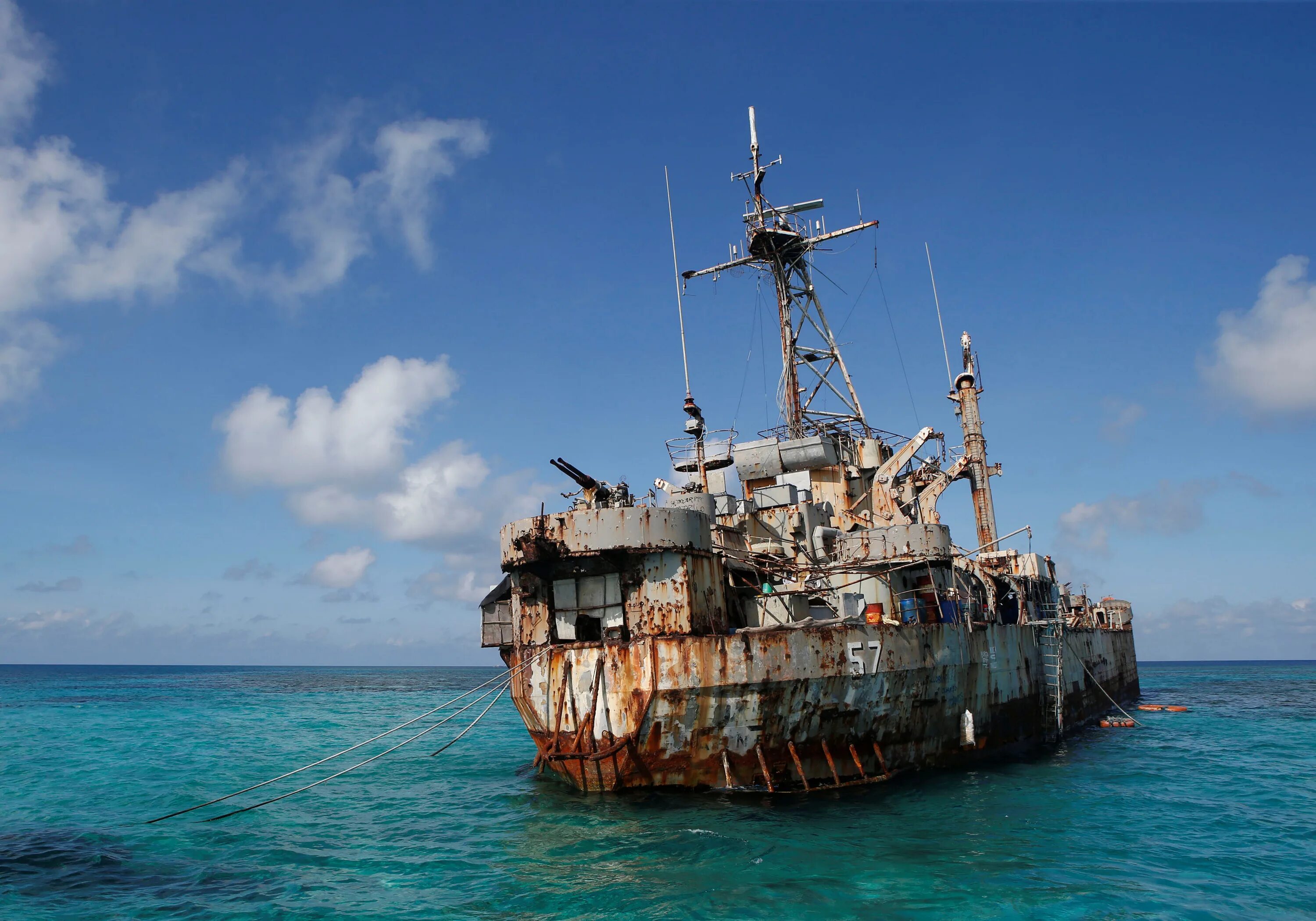 Южно китайское море кораблей. Старые военные корабли. филиппинские корабли. самый опасный корабль в мире. старинные корабли южно китайского моря.
