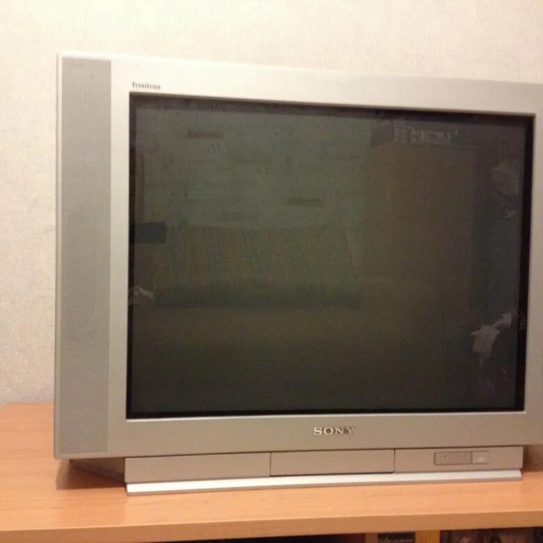 Авито красноярск телевизор. Sony Trinitron 70 см. Сони тринитрон 70 диагональ. Телевизор тринитрон сони 54 см диагональ.