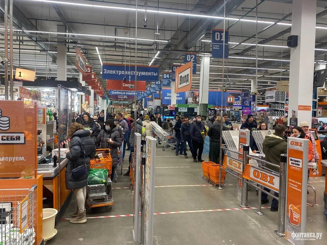 Obi строительный гипермаркет санкт-петербург. гипермаркет оби в спб. оби (магазин). оби товаров в санкт петербурге. очередь в магазине.