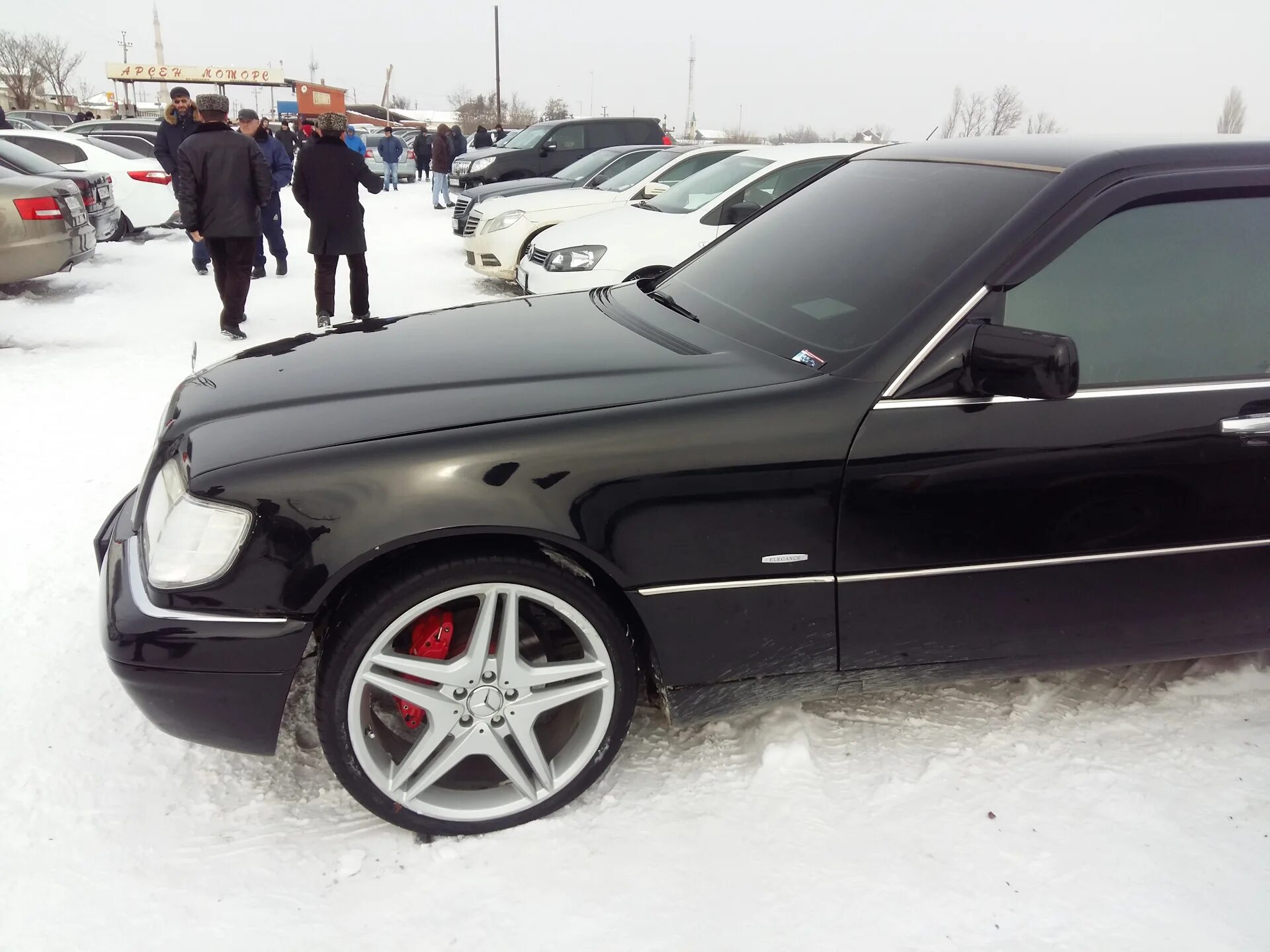 Диски хасавюрт. Авторынок хасавюрт. хасавюртовский авторынок. авторынок хушет в махачкале. иномарки хасавюрте.