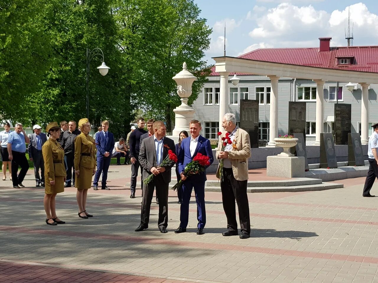 Глава поселка Поныри. Школа Курск Поныри. Погода поныри курской на неделю