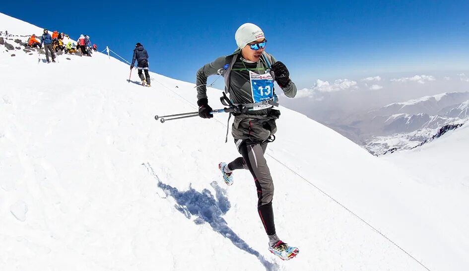 Эльбрус 2021. Ред Фокс Эльбрус. Alpindustria Elbrus Race 2022. Скайраннинг Эльбрус. F1 hybrid elbrus