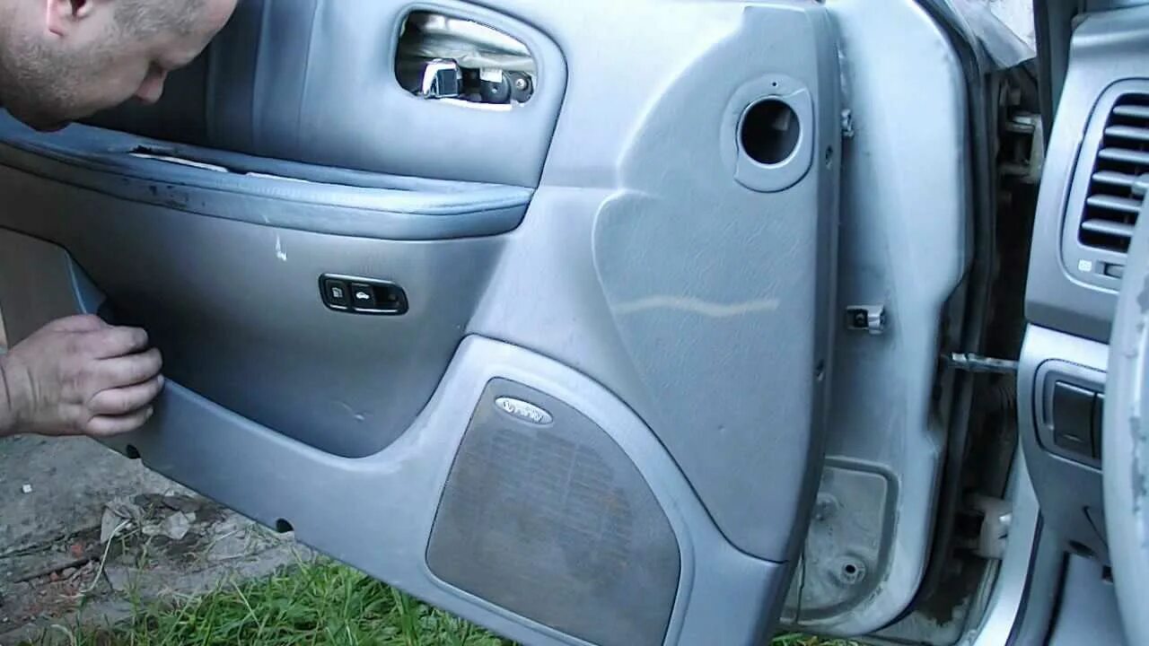 Kia Sorento 2006 водительская дверь. Cerato 2005 задние двери. Дверь водителя Киа Маджентис. Передней двери на Старекс. 2008.