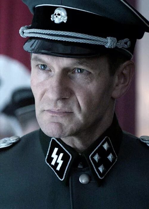 Штурмбанфюрер это. Оберштурмбанфюрер айсман. штурмбанфюрер дитер. штурмбаннфюрер гестапо.