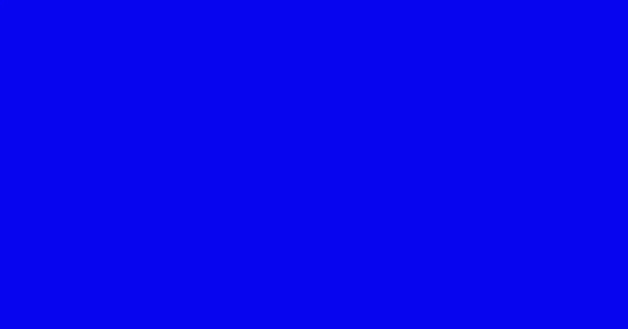 Сплошной синий цвет. Синий фон без ничего. Синий цвет фон. Ярко синий квадрат. Очень яркий голубой цвет