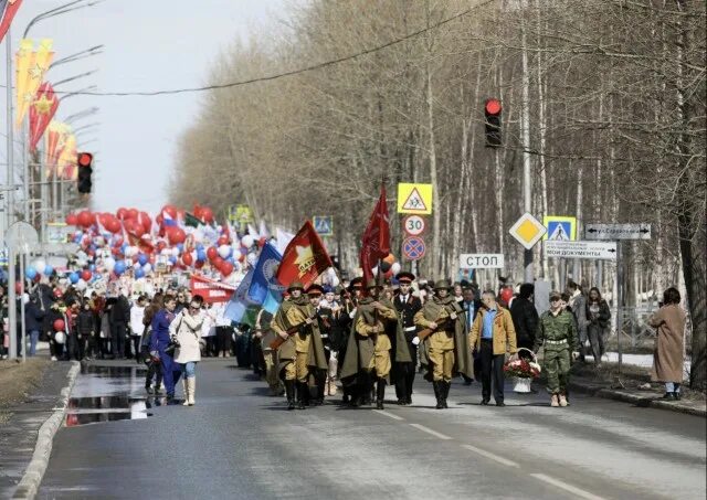 День Победы парад. День Победы Бессмертный полк. 1 Мая и 9 мая. Ветераны на параде 9 мая.