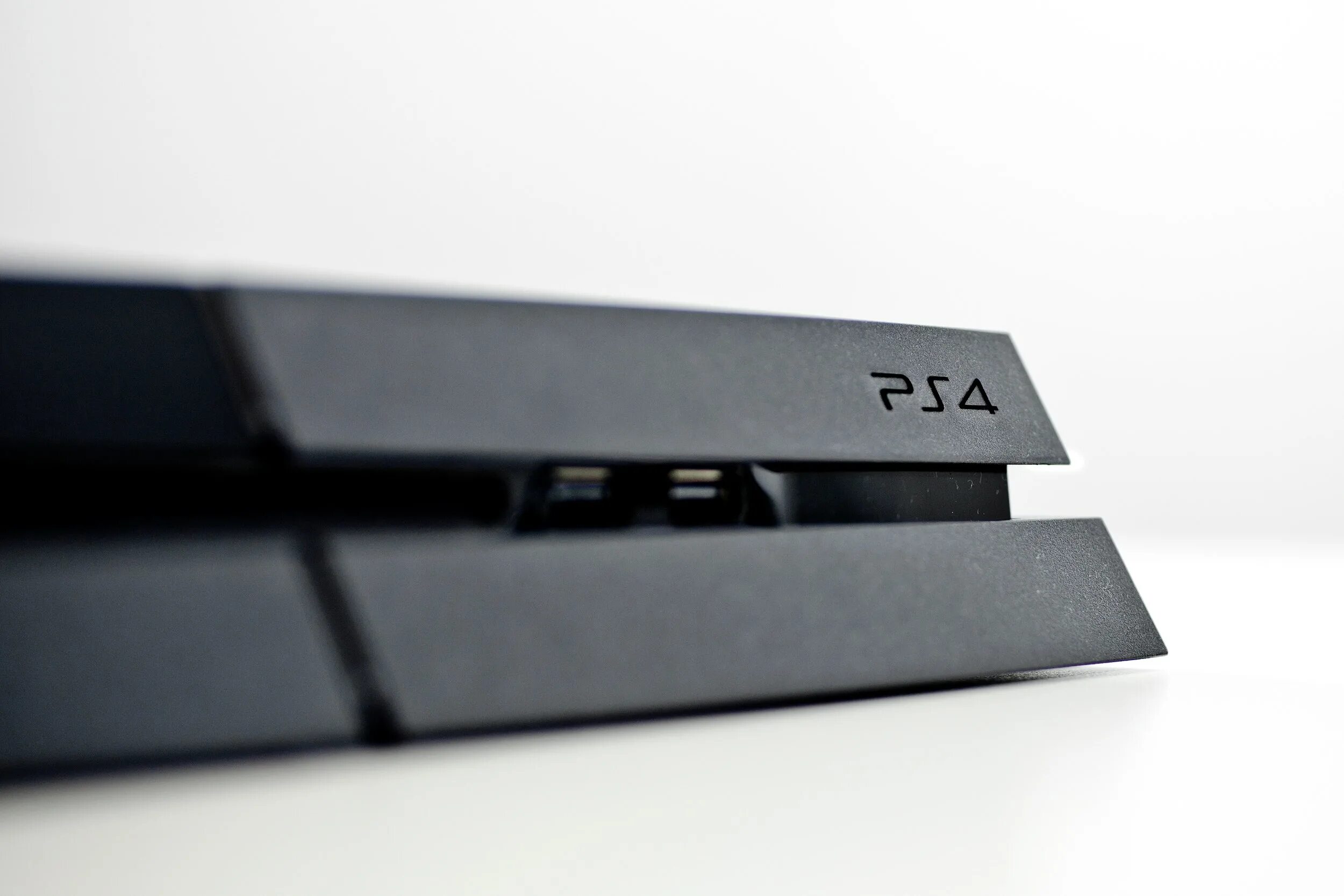 Ps4 12. Ps5 Slim. Габариты ps4 Slim. PLAYSTATION 5 Slim. Rt5080 ps4 Slim.