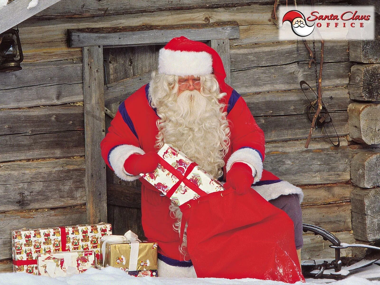 Подарок на новый год с елкой. Фотосессия с дедом морозом. Пазл новогодний. Новый год иллюстрации. Дед мороз и снегурочка дед мороз и снегурочка.