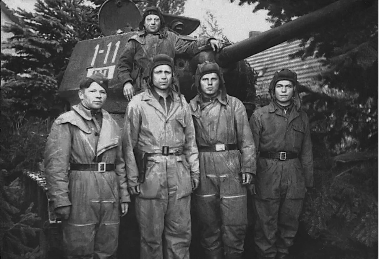 Тбр). 63-й гвардейской челябинской танковой бригады. Т 34 85 экипаж. Экипаж танка т-34 85. Т 34 85 экипаж.