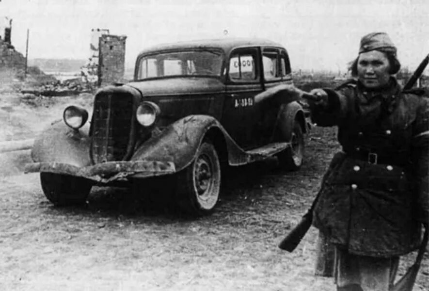 Машина военного времени. ГАЗ м1 1941. Автомобиль эмка 1941-1945. ГАЗ м1 1942. ГАЗ м1 эмка.