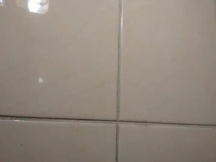Почему треснула плитка