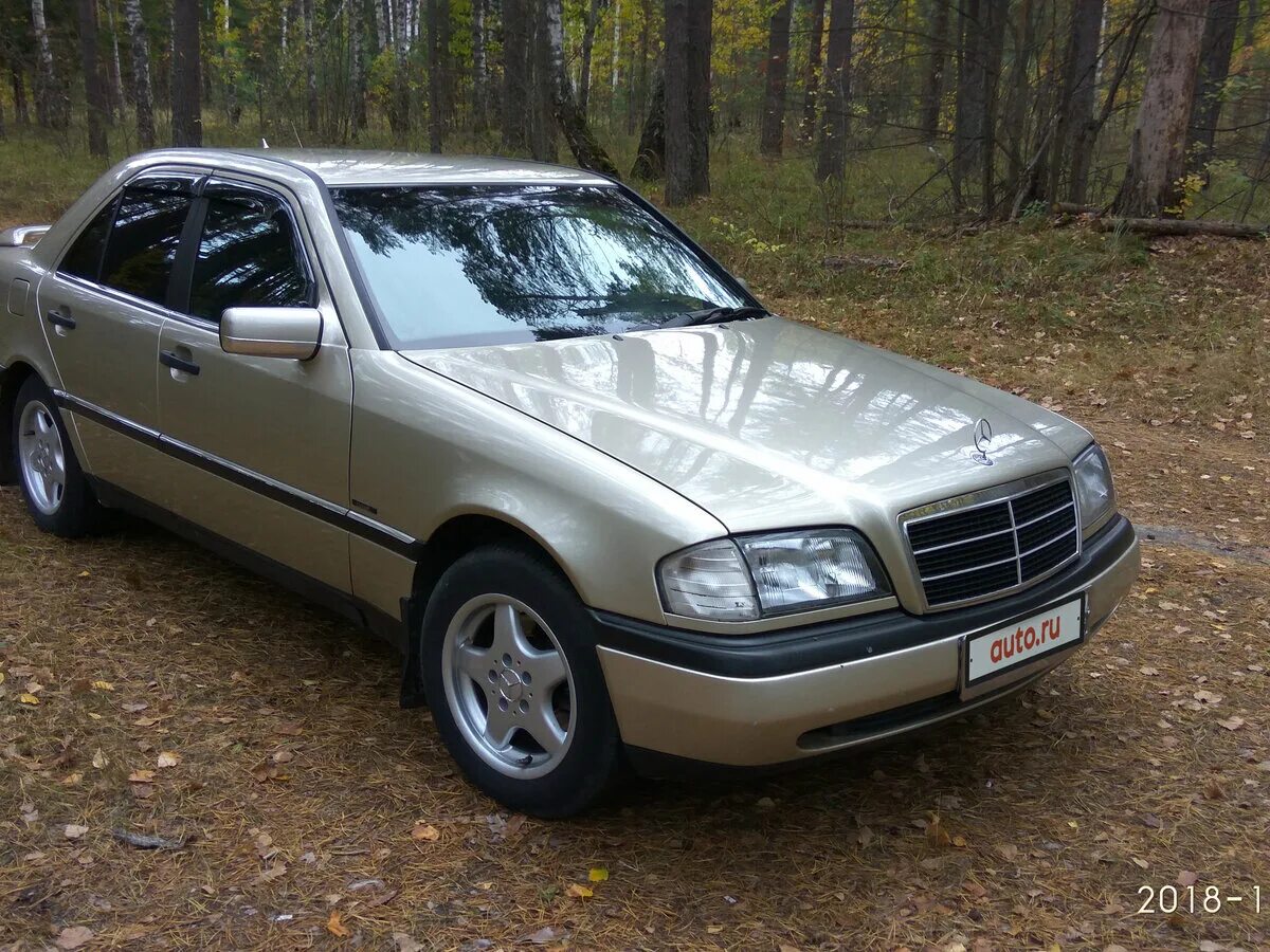 Купить мерседес 1997. Mercedes c class 180 1997. Mercedes Benz c class 180 1997. Mercedes c180 1997. Мерседес 202 1997.